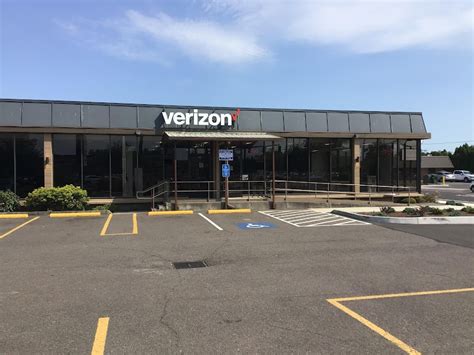 verizon stores salem oregon|Verizon, 4415 Commercial St SE, Salem, OR 97302, US